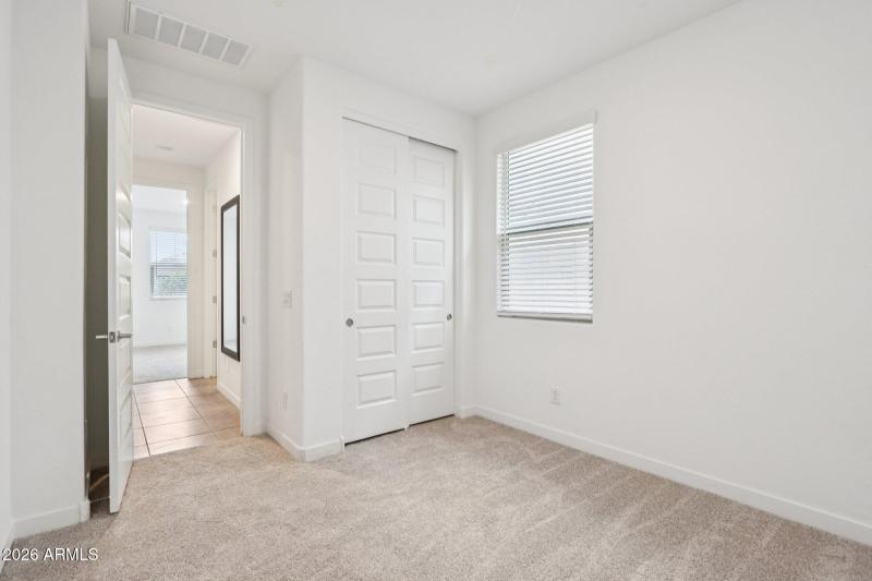 19-web-or-mls-W Cortez St-S1702-019