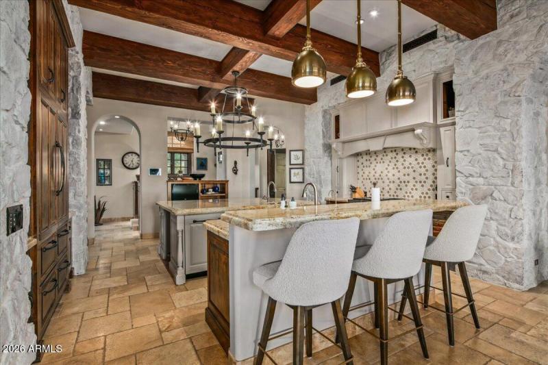 23-Breakfast Counter