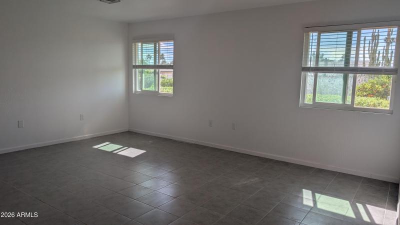 PXL_20260217_181858326.MP