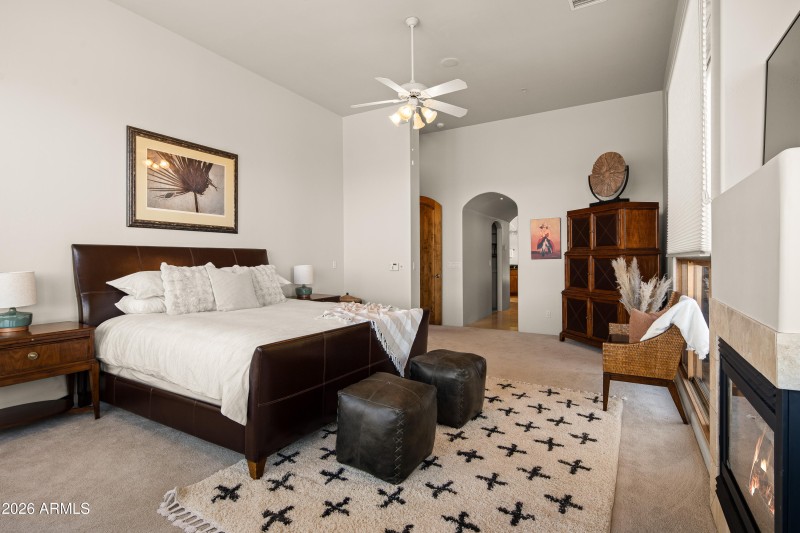 JL_220CrystalSky-primaryBedroom-revisit-