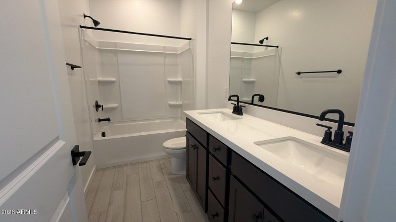 FB9EF9A1-E6FC-4F81-8B4E-049187D0C022