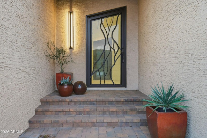 004_Exterior Entrance