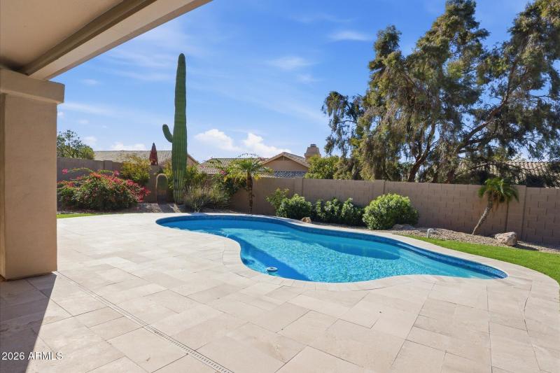 Travertine Paver Pool Surround