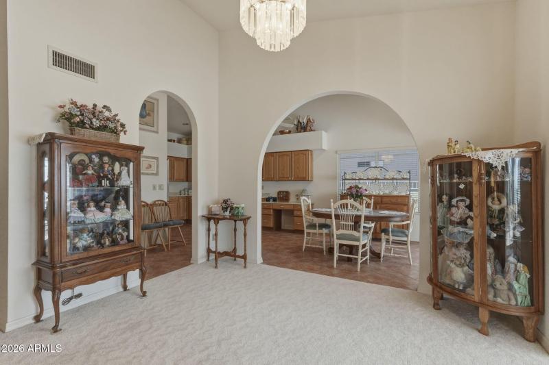 2118 LW - Living Rm4