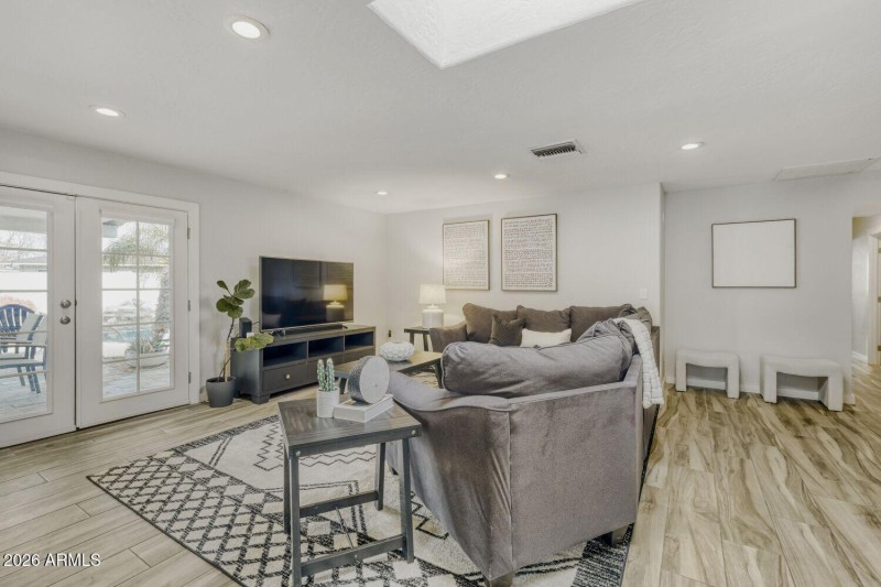 2538 N 50th St - Web Quality - 006 - 05