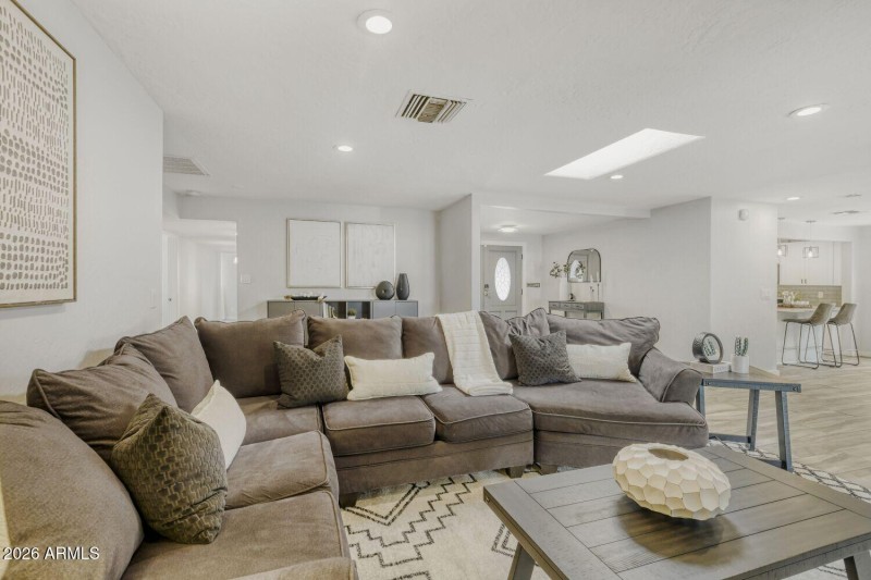 2538 N 50th St - Web Quality - 008 - 07