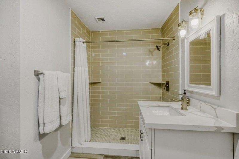 2538 N 50th St - Web Quality - 025 - 24