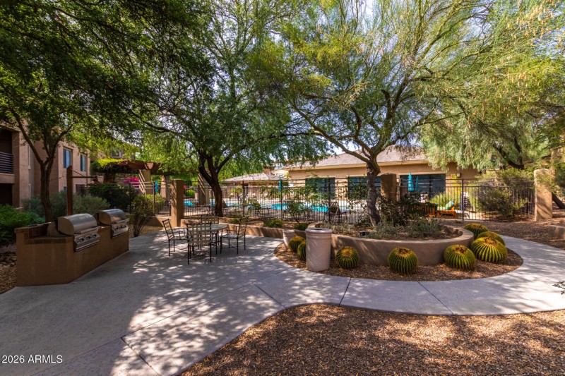 Edge at Grayhawk Community Grills