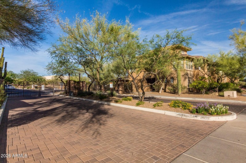 Edge at Grayhawk Community Gate