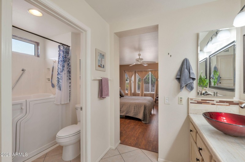 17-web-or-mls-Qp-1195