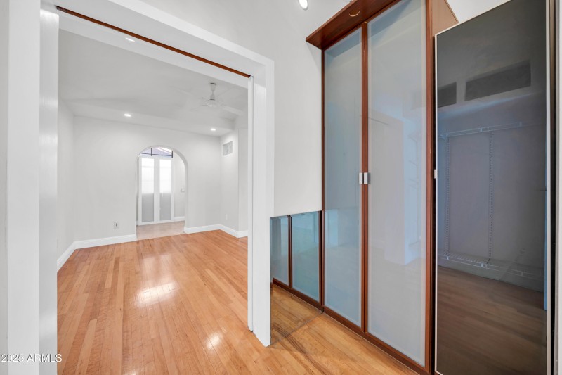 1450 E Royal Palm Rd-29