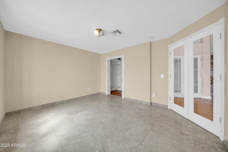 1450 E Royal Palm Rd-18