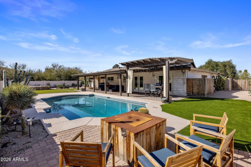 Outdoor Entertaining Spaces