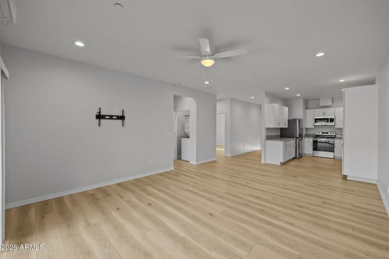 18-web-or-mls-6C1A2208