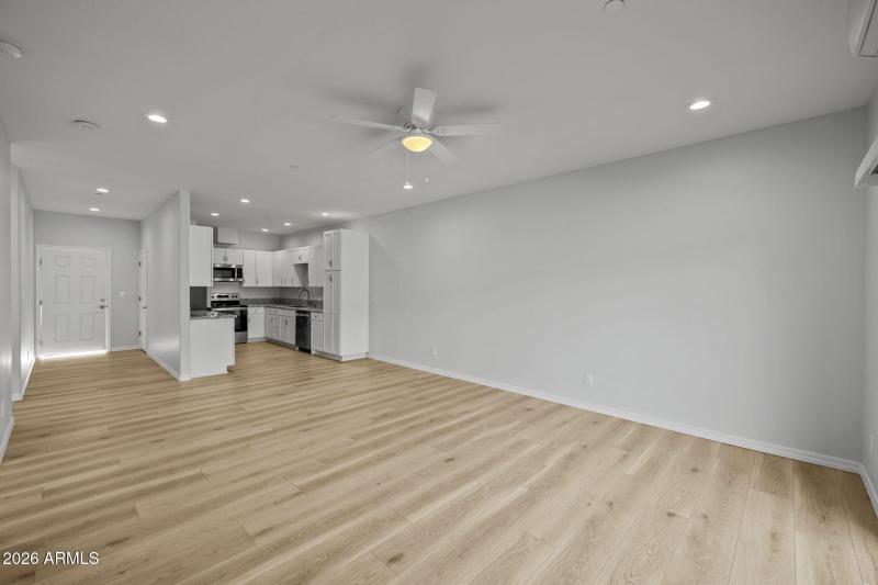 19-web-or-mls-6C1A2213