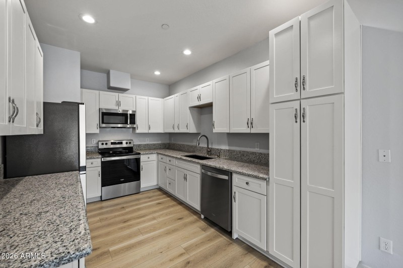 21-web-or-mls-6C1A2224