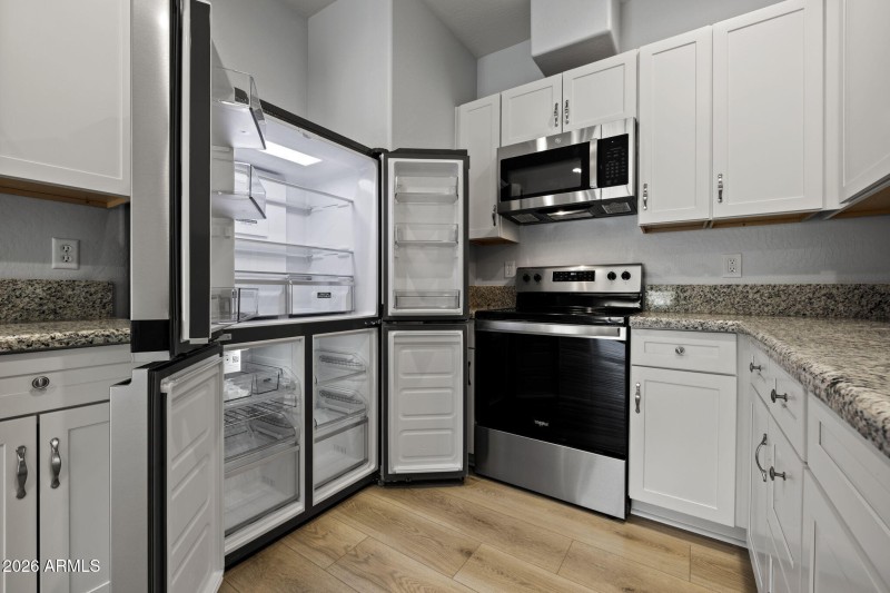 24-web-or-mls-6C1A2249