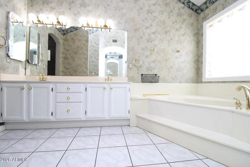 0e2d527e7486093f412f790213d55023-uncropp