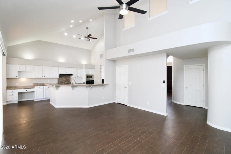 8e98aff053bd88ab860e4f0189a17e83-uncropp