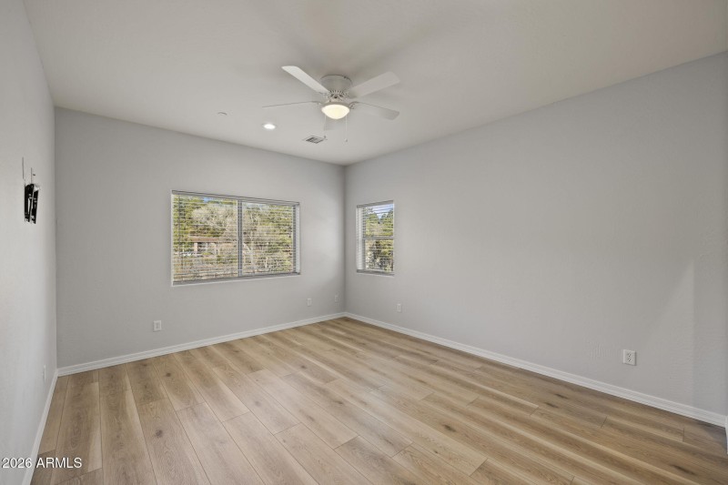 3-web-or-mls-6C1A2304