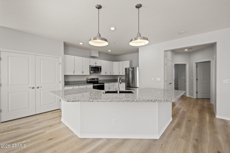 25-web-or-mls-6C1A2433