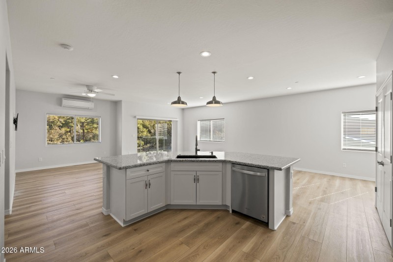 29-web-or-mls-6C1A2453