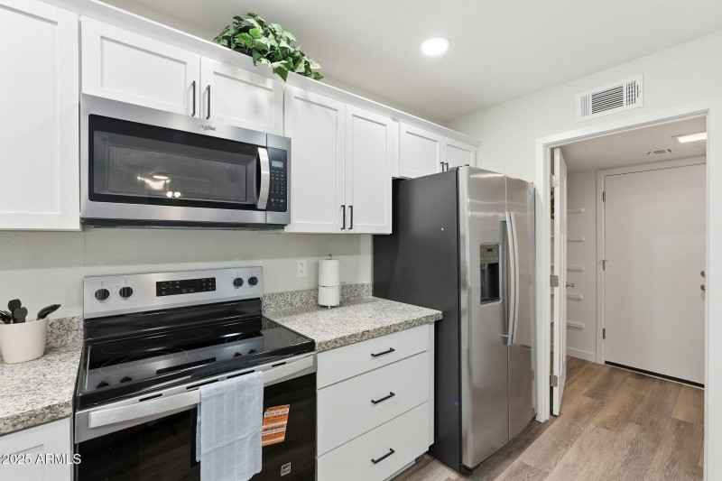 New Microwave and Range/Oven