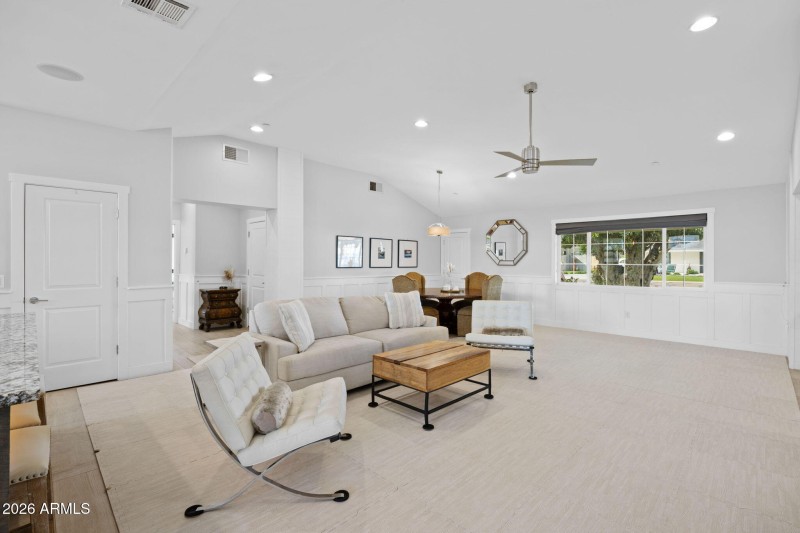 11-web-or-mls-3621-n-kachina-ln