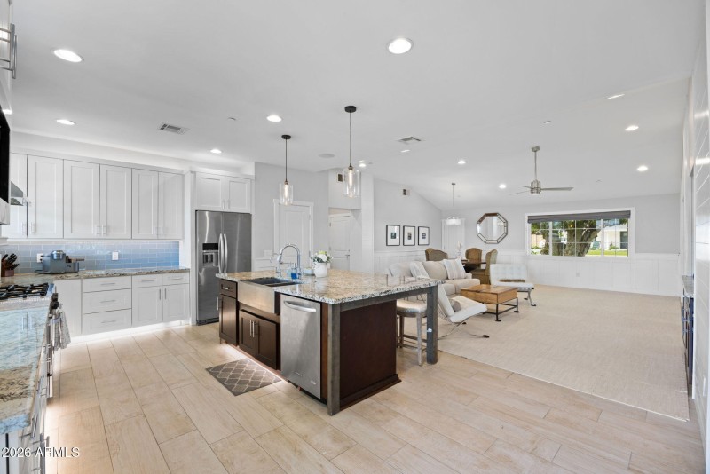 17-web-or-mls-3621-n-kachina-ln