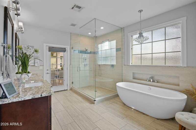 32-web-or-mls-3621-n-kachina-ln