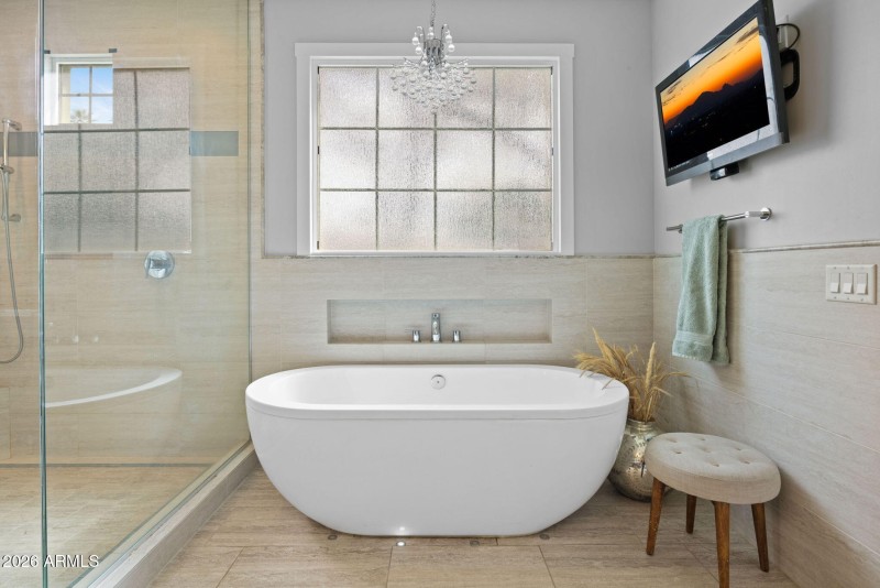 35-web-or-mls-3621-n-kachina-ln