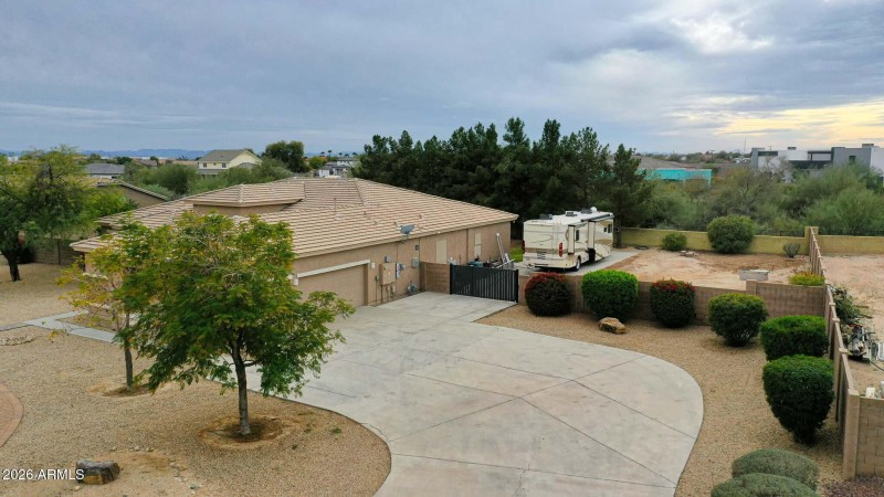 Huge Driveway leading to 3-Car Garage