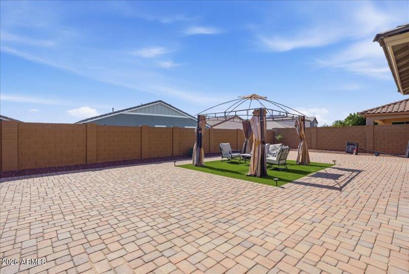 32-19861 W Buchanan_RedHogMedia