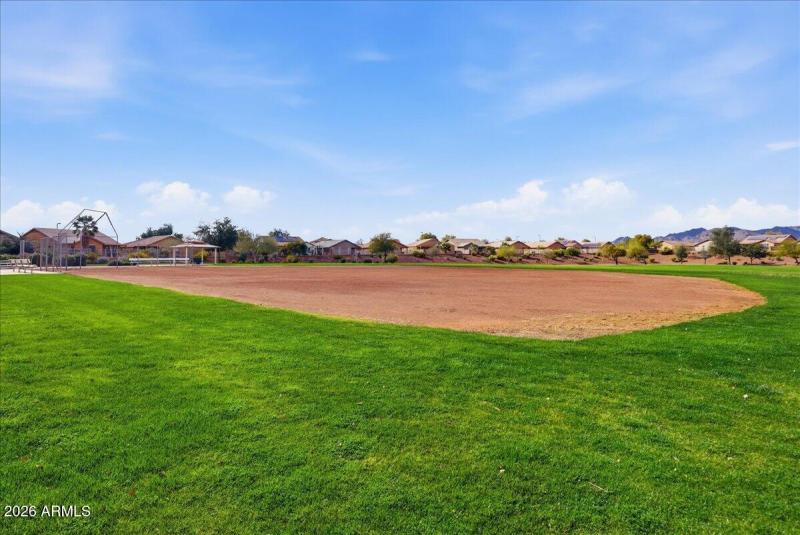 39-19861 W Buchanan_RedHogMedia