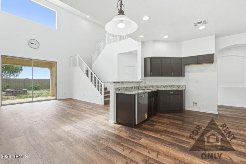 017_ListerPros-watermarked