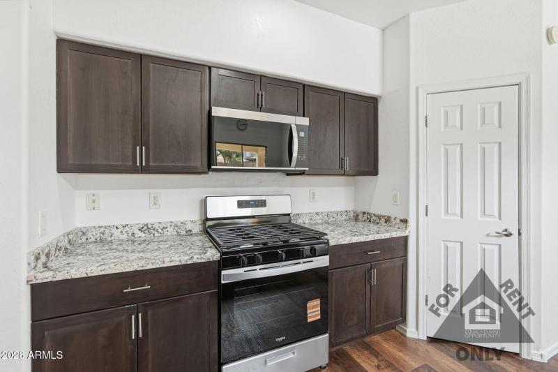 022_ListerPros-watermarked