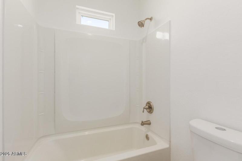 20251107070104415886000000-o