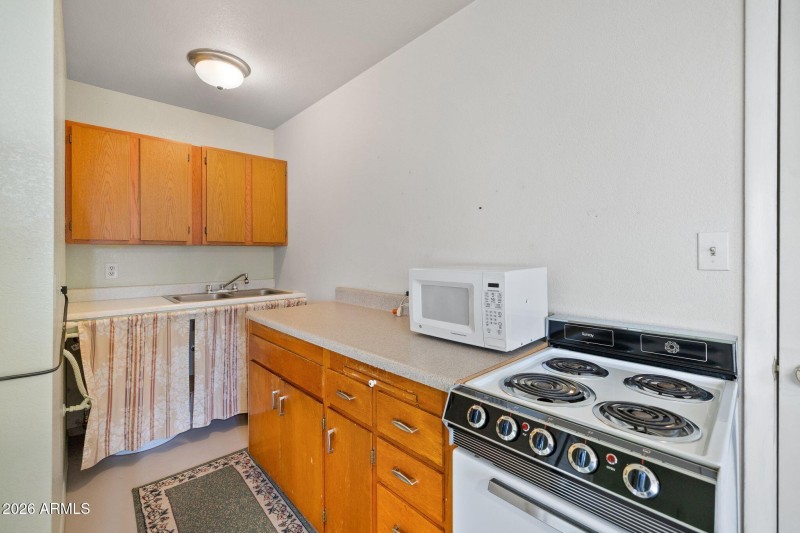 Guest House-Kitchen