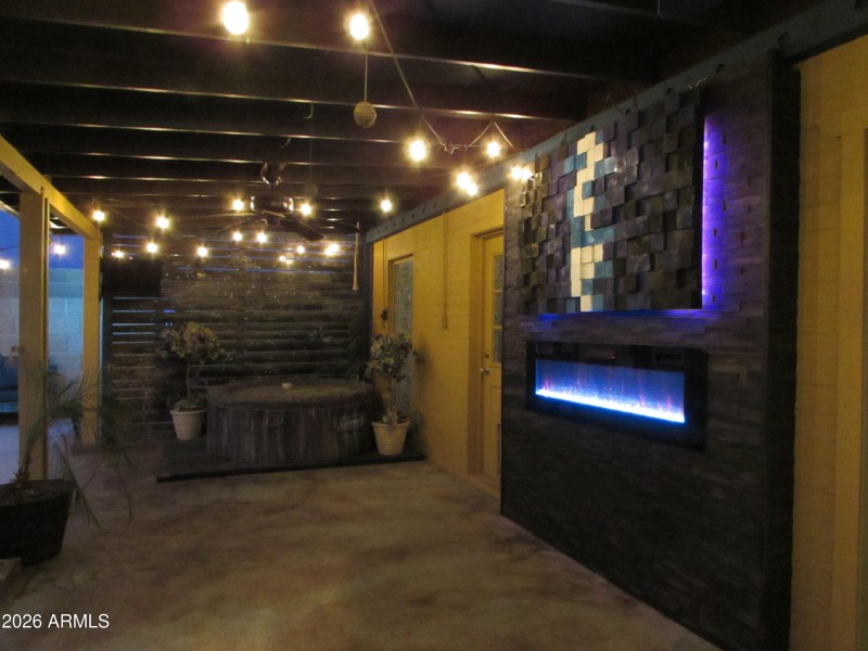 Evening Fireplace/Hot Tub