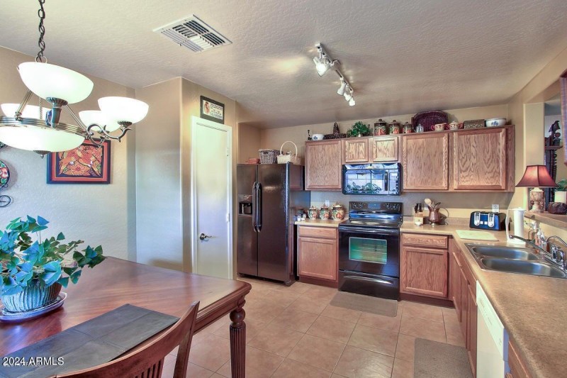 20140629152533777546000000-o