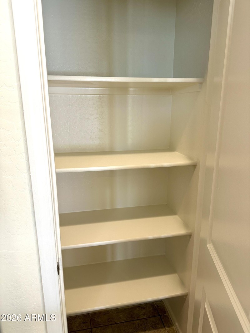 10 - Kitchen pantry