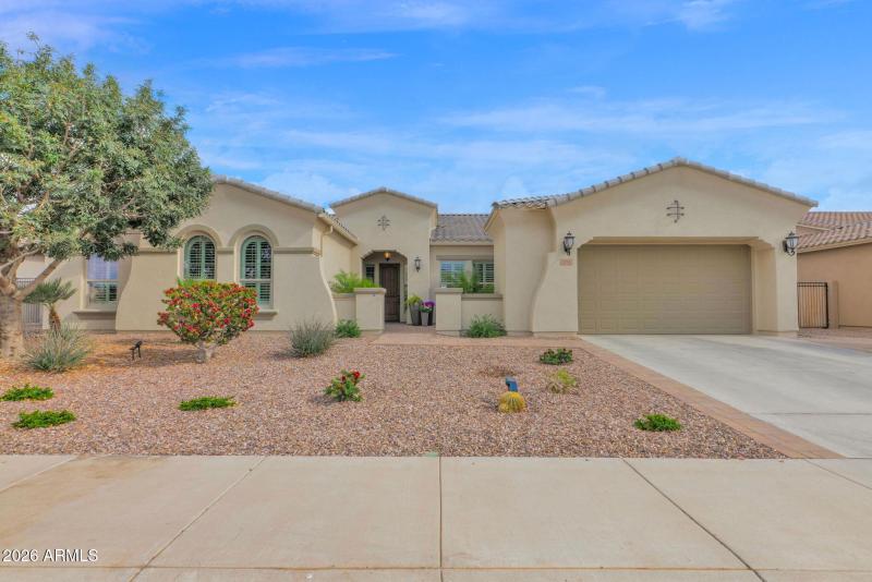 Welcome to 3746 E Azalea Dr
