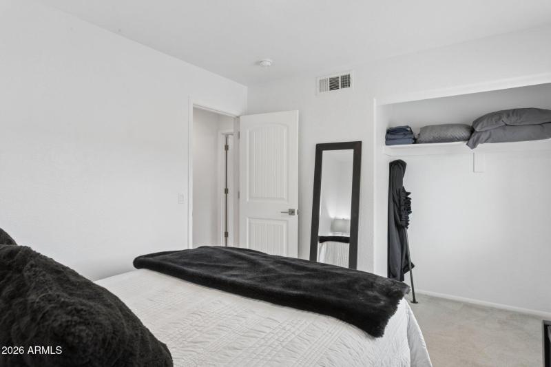 30-web-or-mls-901-w-juanita-ave