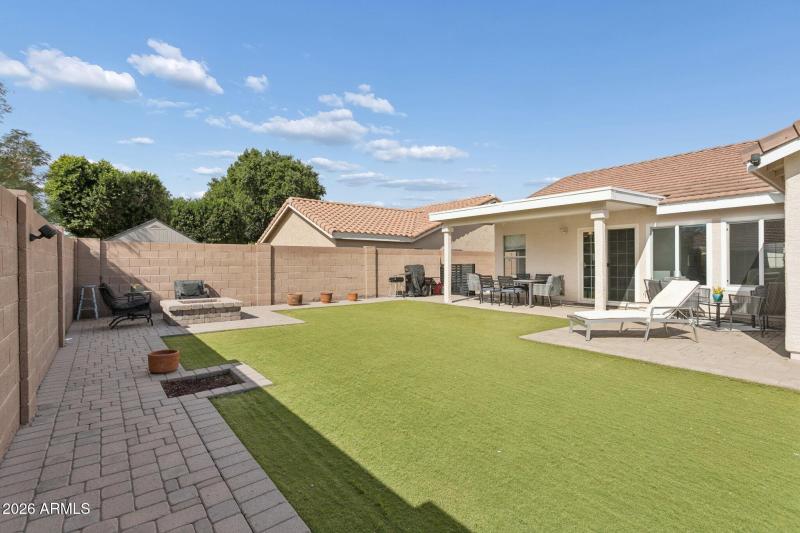 41-web-or-mls-901-w-juanita-ave