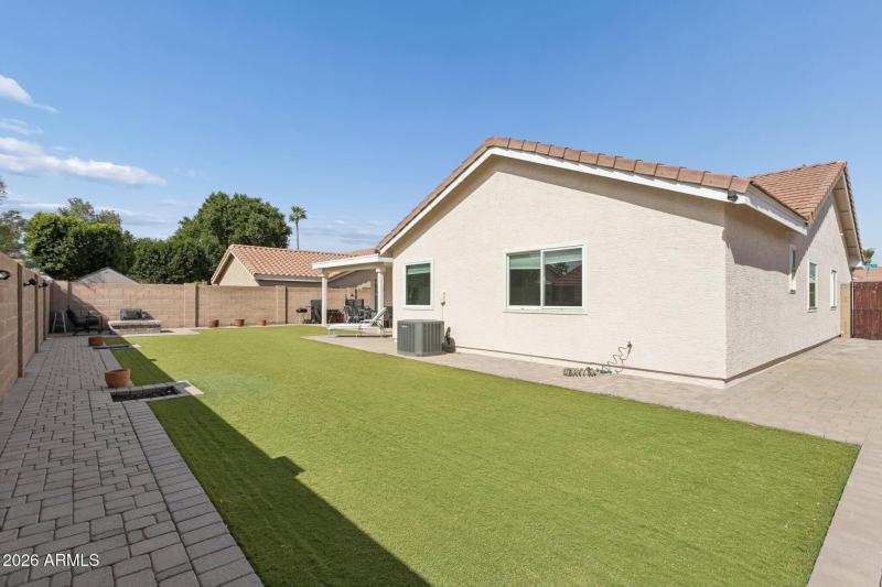 42-web-or-mls-901-w-juanita-ave