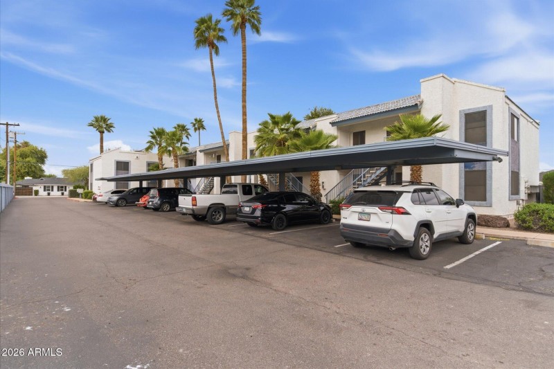 1 covered parking place