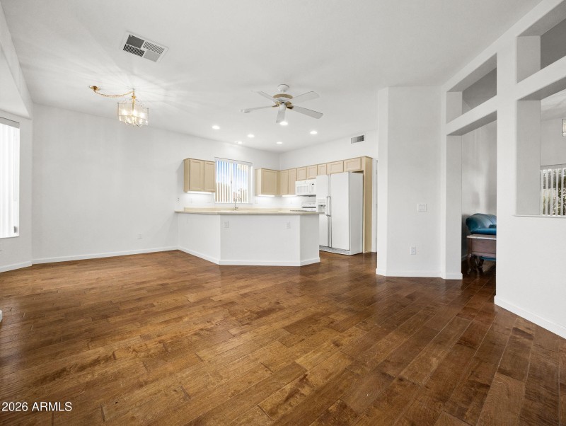 11-web-or-mls-22715 N Mazatlan Dr-12