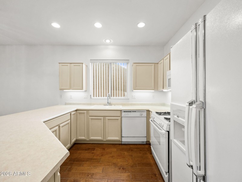 14-web-or-mls-22715 N Mazatlan Dr-14