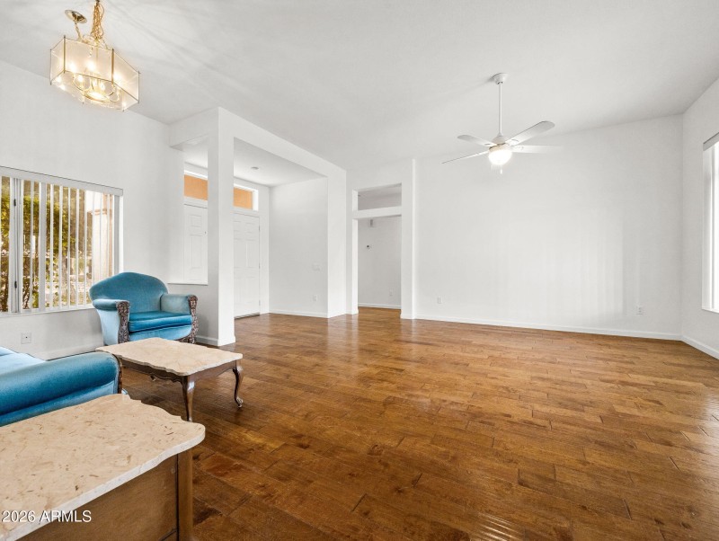 8-web-or-mls-22715 N Mazatlan Dr-9