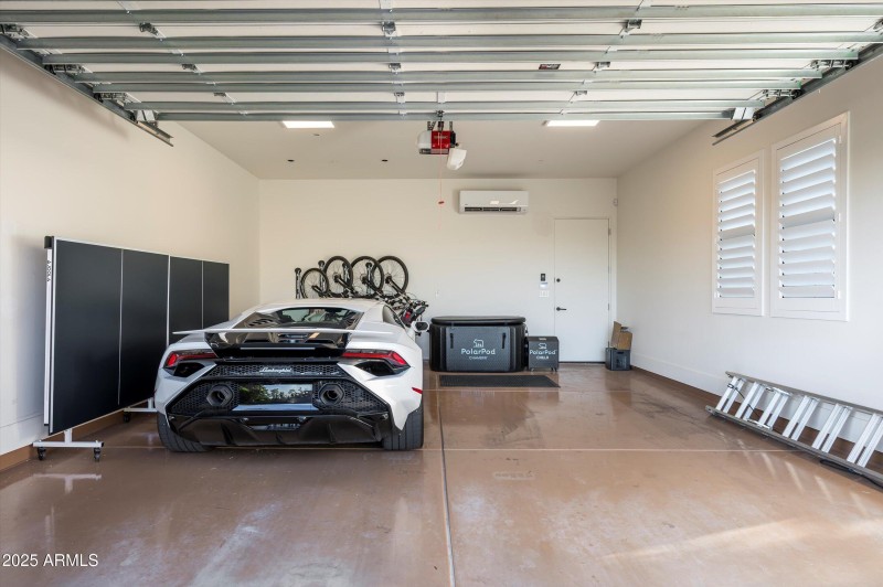 Air Conditioned Garage